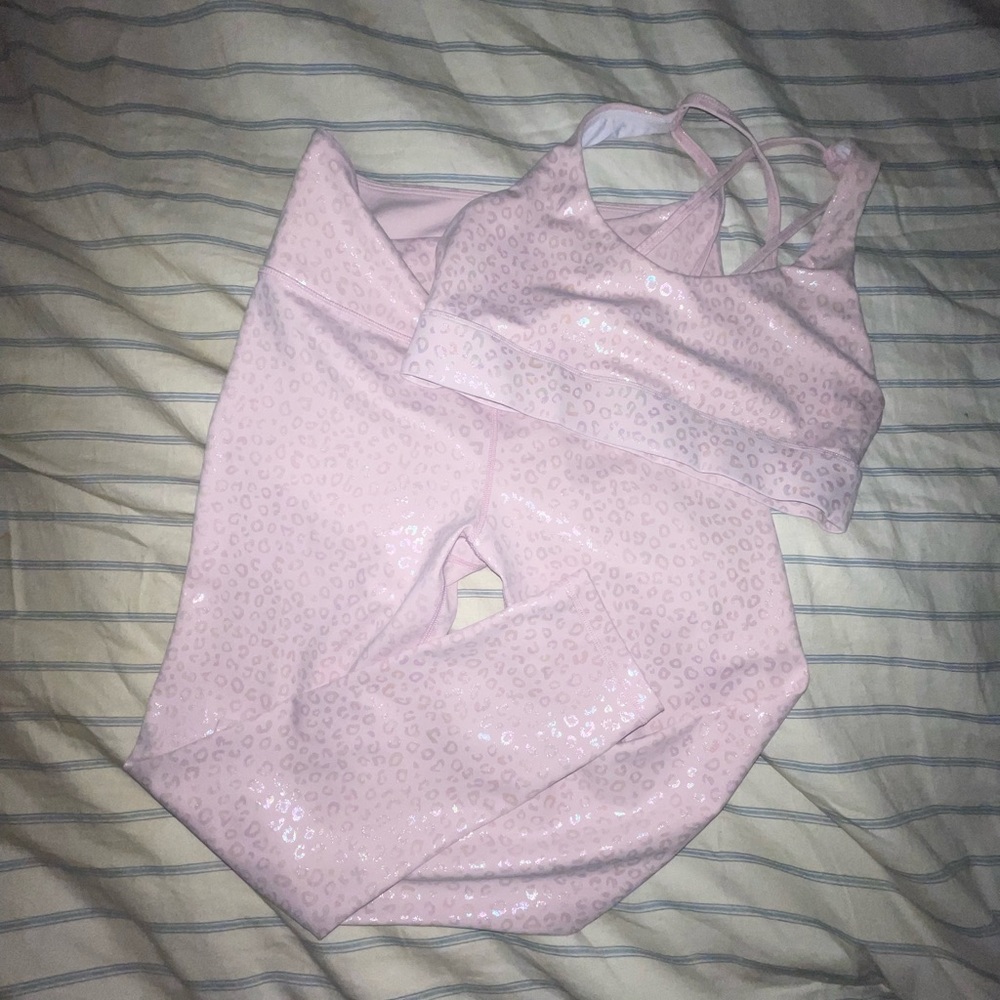 ZYIA ACTIVE. Light pink unicorn leopard light n tight &  light n tight bra